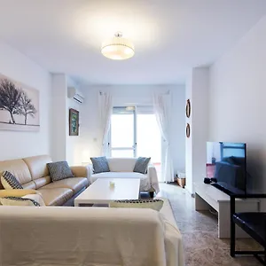 amplio-apartamento-con-terraza-y-bb-en-el-centro.es-andalucia.com/